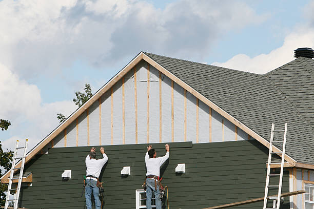 Professional Emergency Siding Repair technician working in Highland Park, NJ